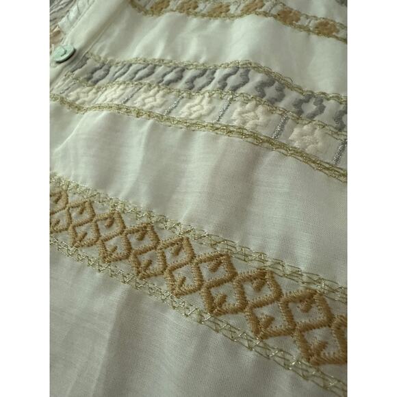 Anthropologie Tiny Button Up Embroidered Shirt White Size Medium Petite - Picture 8 of 11